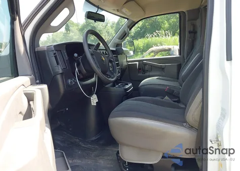 2022 Chevrolet Express Cargo Rwd 2500 Regular Wheelbase Wt из США, поврежденный, VIN 1GCWGAFP9N1267476